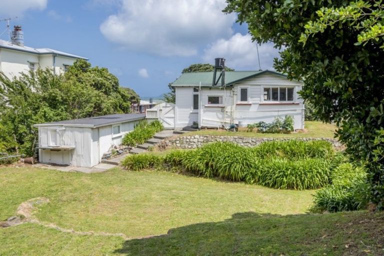 Photo of property in 10 Manly Street, Paraparaumu Beach, Paraparaumu, 5032