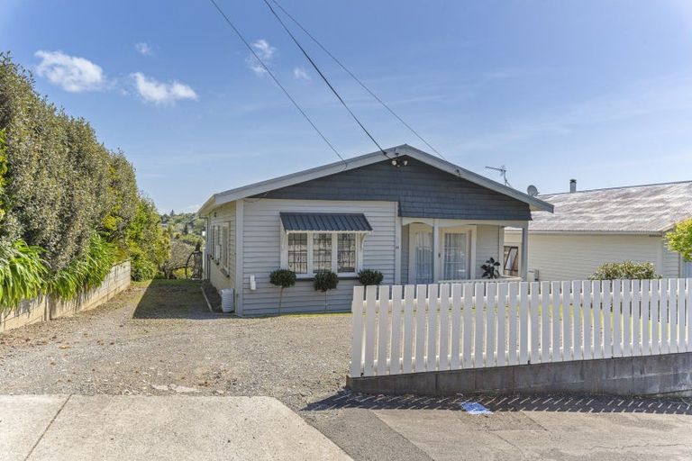 Photo of property in 44 Mill Road, Lower Vogeltown, New Plymouth, 4310