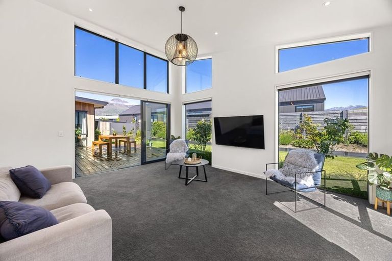 Photo of property in 87a Infinity Drive, Wanaka, 9305