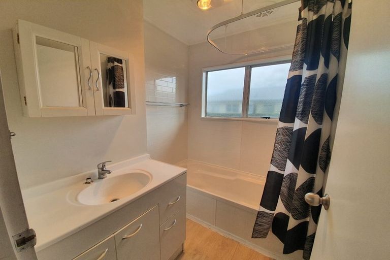 Photo of property in 9 Hilton Grove, Kelvin Grove, Palmerston North, 4414