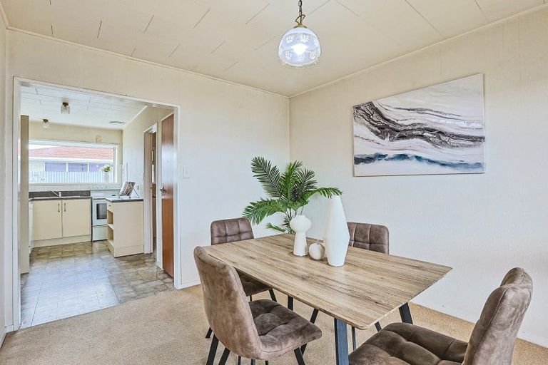 Photo of property in 2/505 Lyndon Road West, Hastings, 4122