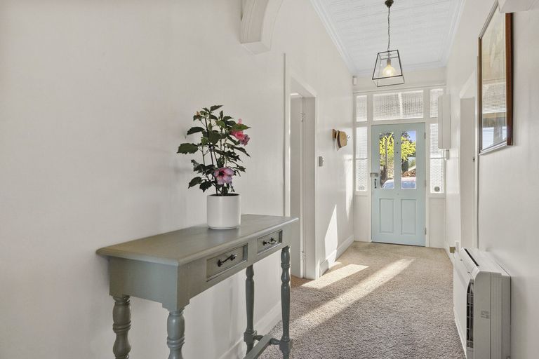 Photo of property in 60 Islington Street, North East Valley, Dunedin, 9010