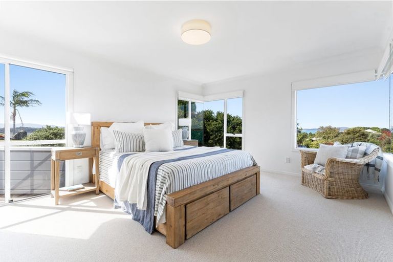 Photo of property in 6 Puriri Place, Sandspit, Warkworth, 0982