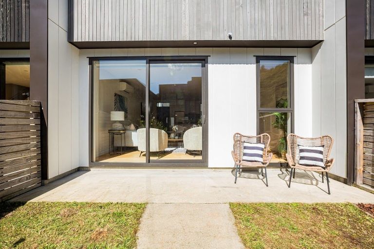 Photo of property in 24 Rua Kai Way, Brooklyn, Wellington, 6021