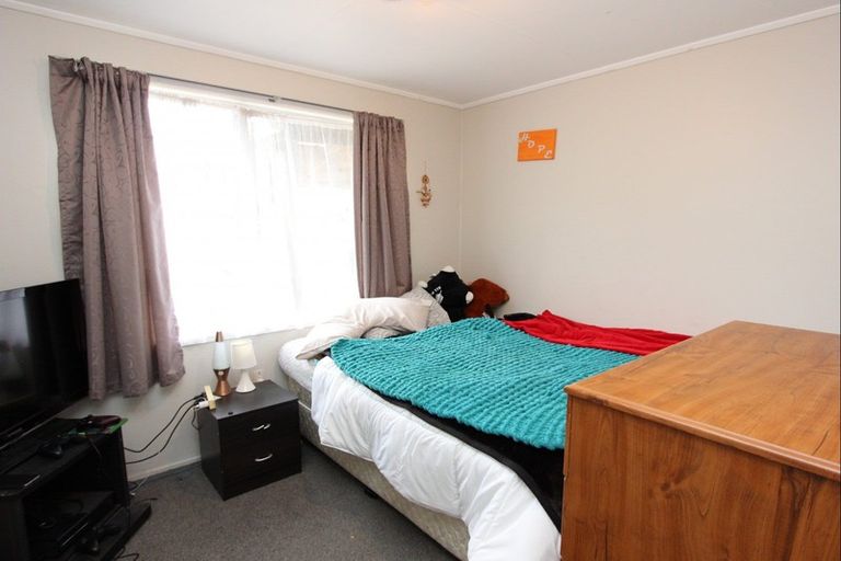 Photo of property in 146 Miranda Street, Stratford, 4332
