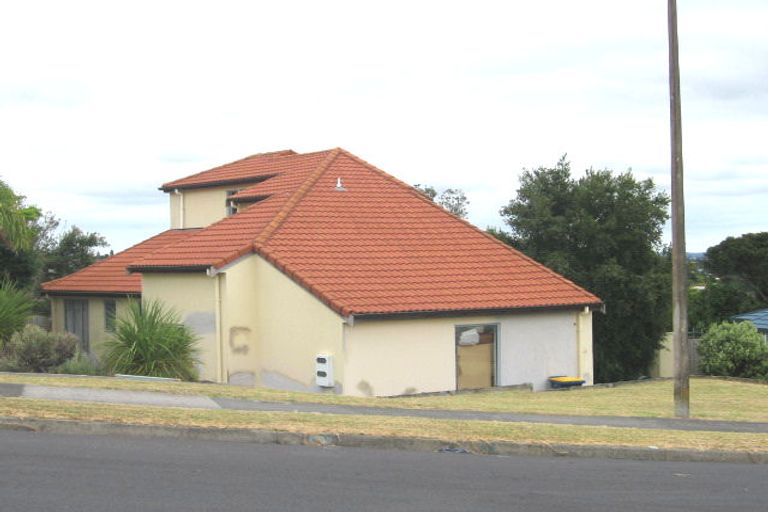 Photo of property in 98 Seaview Road, Glenfield, Auckland, 0629