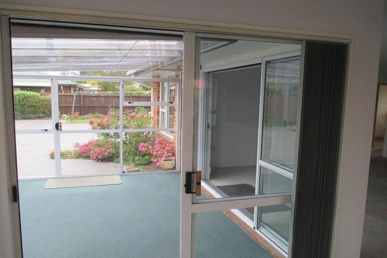 Photo of property in 31 Ben Nevis Drive, Broomfield, Christchurch, 8042