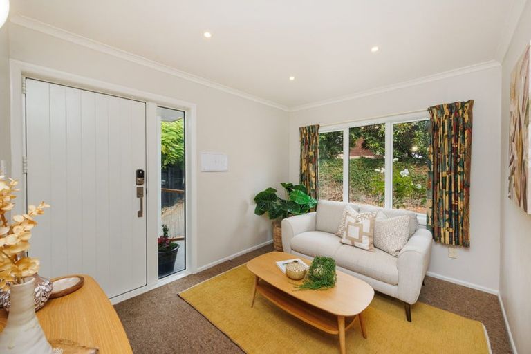 Photo of property in 221b Victoria Avenue, Hokowhitu, Palmerston North, 4410