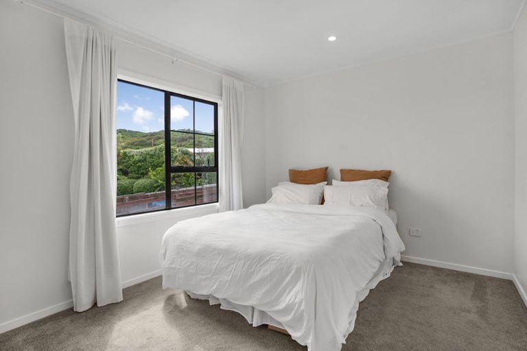 Photo of property in 20 Barberry Grove, Maungaraki, Lower Hutt, 5010