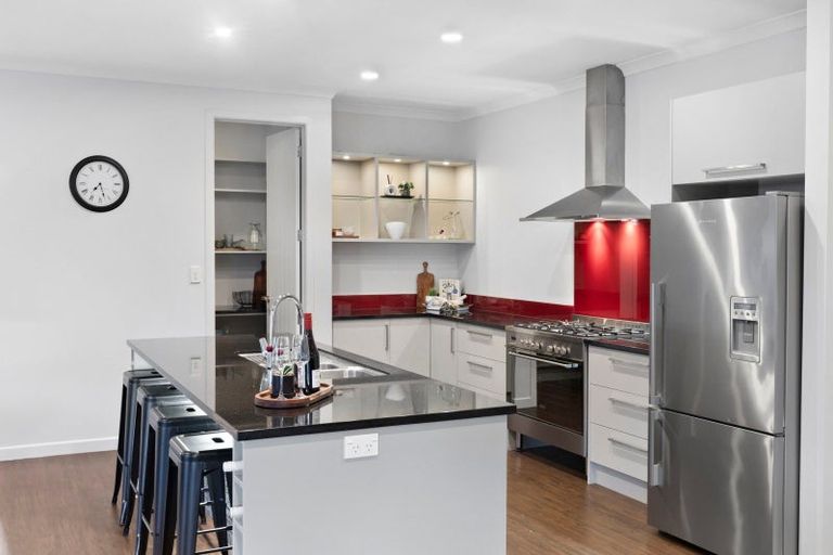 Photo of property in 6 Hampshire Court, Flagstaff, Hamilton, 3210