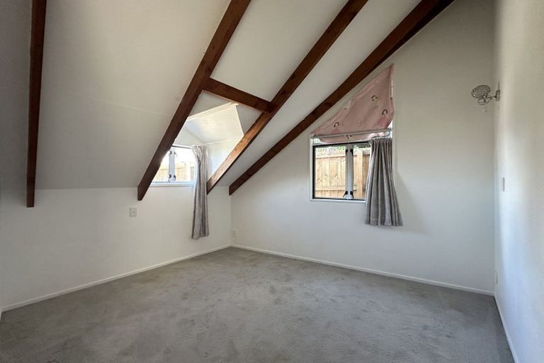 Photo of property in 195 West Harbour Drive, West Harbour, Auckland, 0618