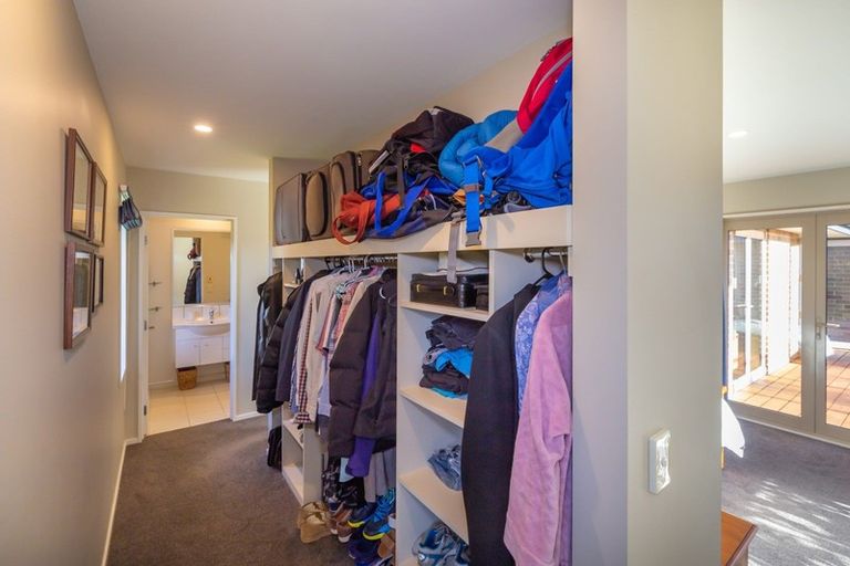 Photo of property in 12 Goldie Place, Rolleston, 7614