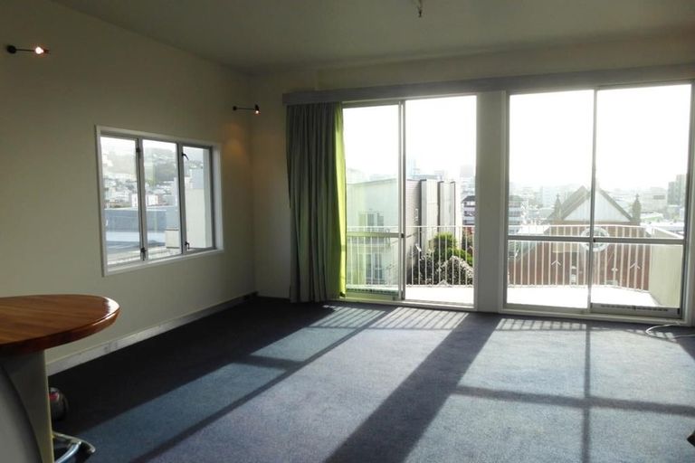 Photo of property in Qba Apartments, 3k/51 Webb Street, Mount Cook, Wellington, 6011