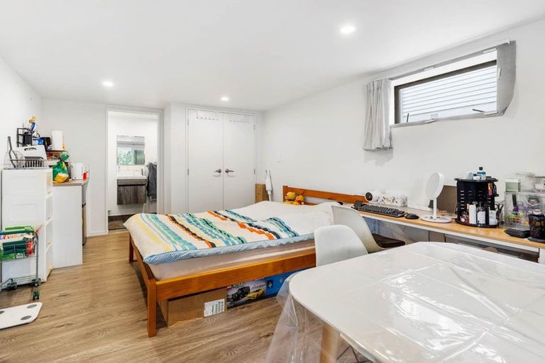 Photo of property in 6 Orion Place, Hillcrest, Auckland, 0627