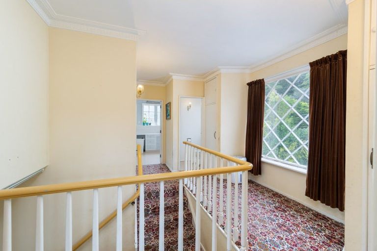 Photo of property in 22 Chatsworth Road, Silverstream, Upper Hutt, 5019