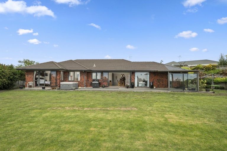 Photo of property in 43 Norm Freeman Drive, Te Puke, 3119