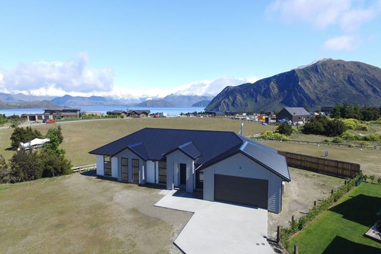 Photo of property in 71 Infinity Drive, Wanaka, 9305