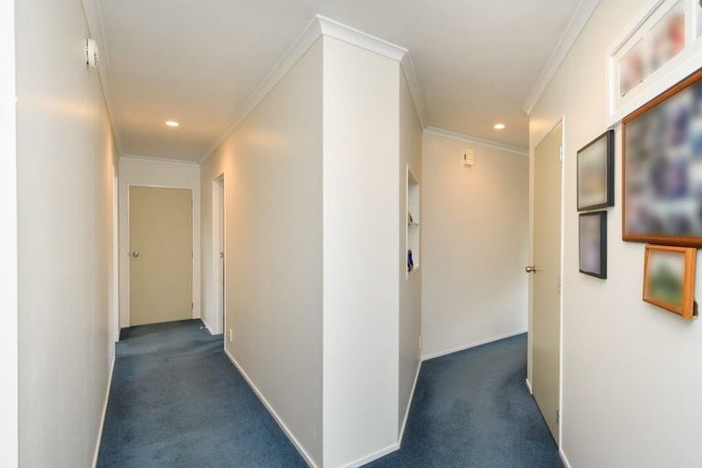 Photo of property in 93 Peter Hall Drive, Kelvin Grove, Palmerston North, 4414