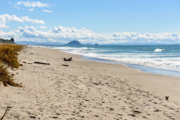 Photo of property in 23 Coral Drive, Papamoa Beach, Papamoa, 3118