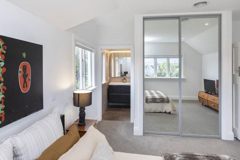 Photo of property in 111 Saint Andrews Square, Strowan, Christchurch, 8052