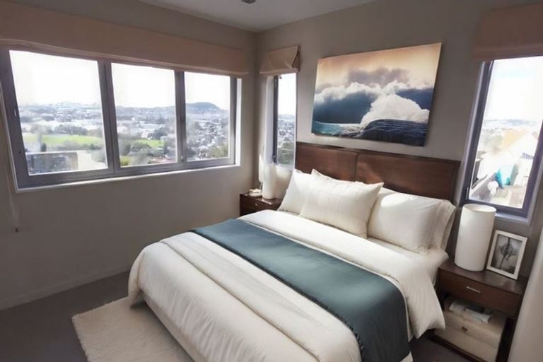 Photo of property in 43 Hudson Bay Road, Hobsonville, Auckland, 0616