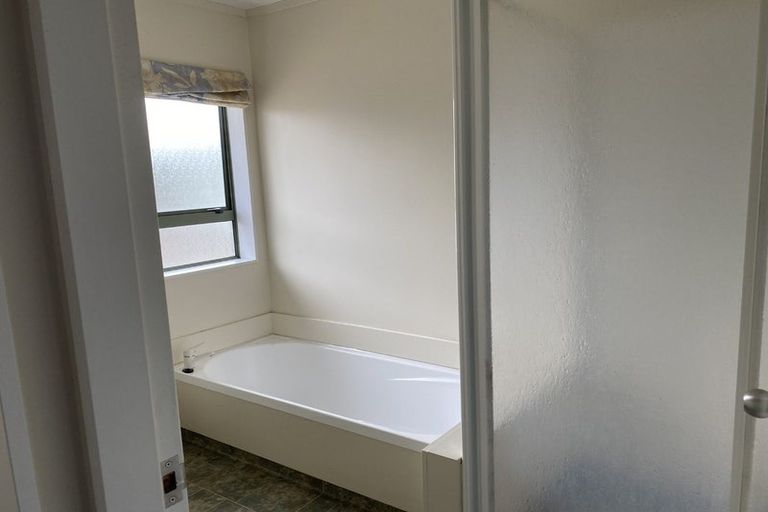 Photo of property in 97a Makarini Street, Paraparaumu, 5032