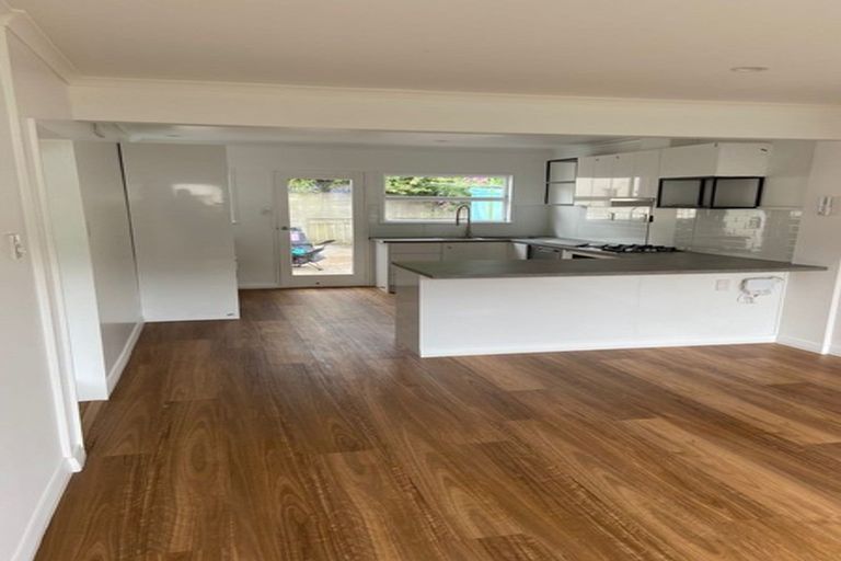 Photo of property in 1/17 The Parade, Island Bay, Wellington, 6023