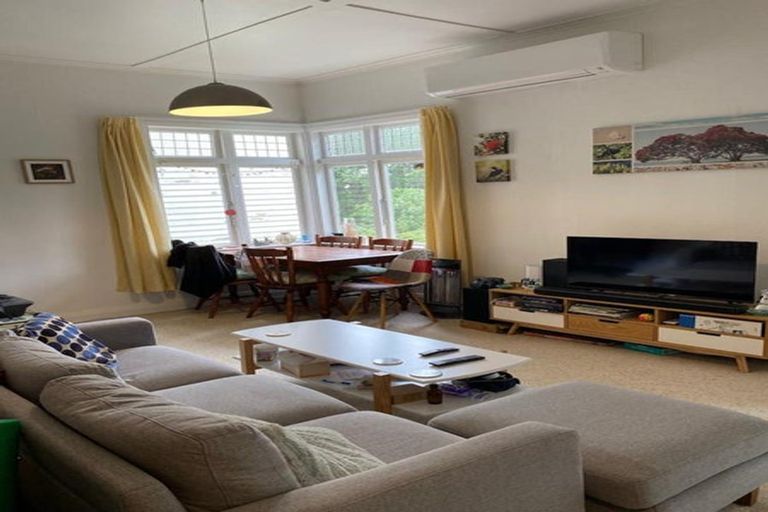 Photo of property in 37u2 Wilton Road, Wadestown, Wellington, 6012