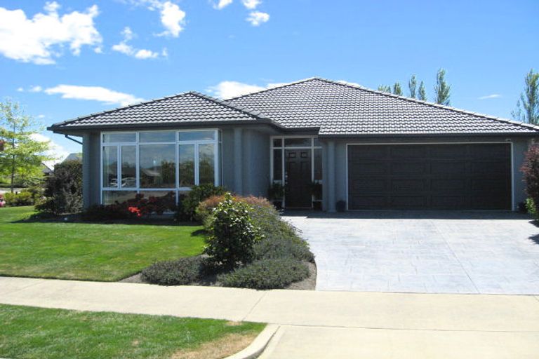 Photo of property in 16 Redfern Street, Northwood, Christchurch, 8051
