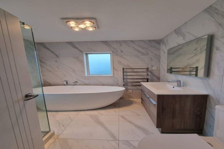 Photo of property in 7 Silvereye Road, Hobsonville, Auckland, 0616