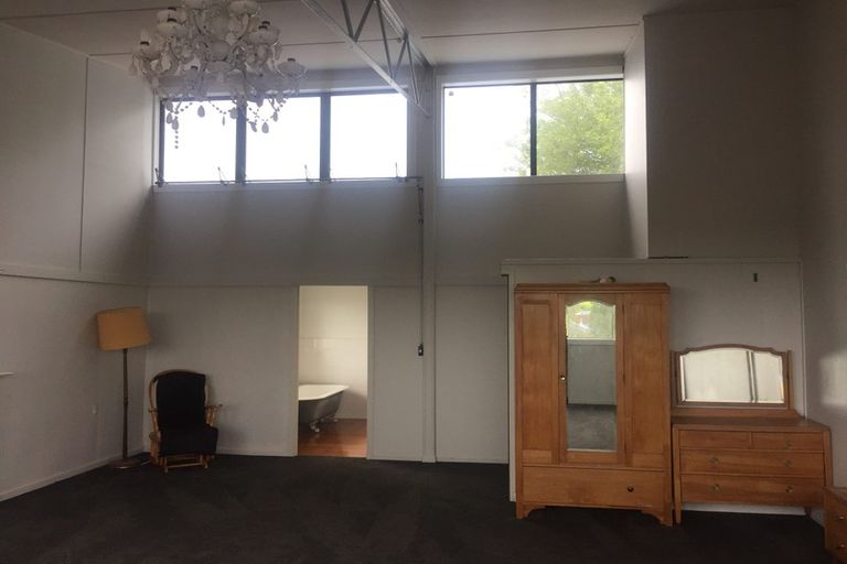 Photo of property in 83 Pembroke Street, Hamilton Lake, Hamilton, 3204