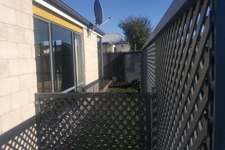 Photo of property in 16b Akaroa Street, Kaiapoi, 7630