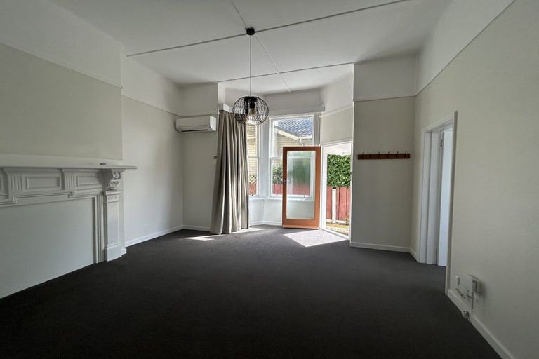 Photo of property in 280 Adelaide Road, Newtown, Wellington, 6021