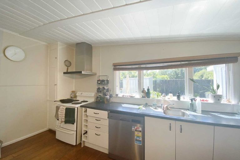 Photo of property in 29 Mayfair Street, Riccarton, Christchurch, 8011