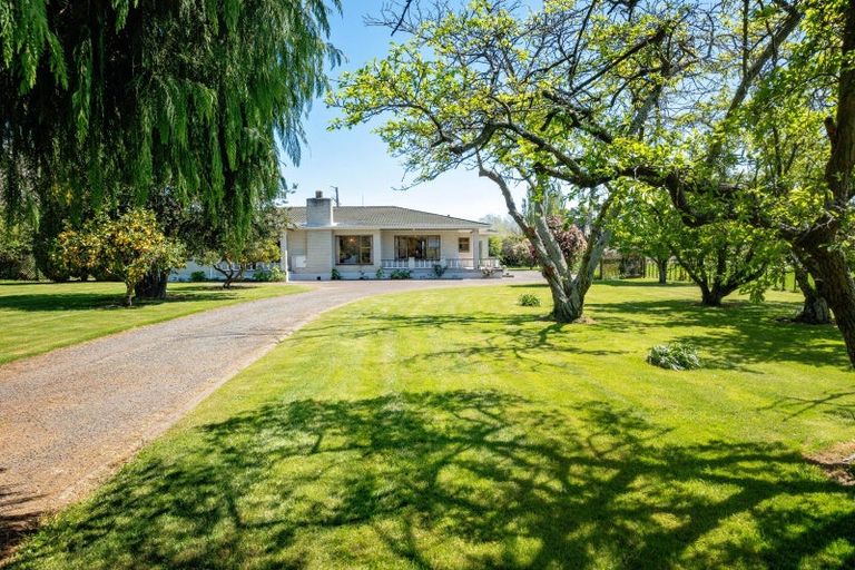 Photo of property in 70 Main Rd Clive, Clive, 4102