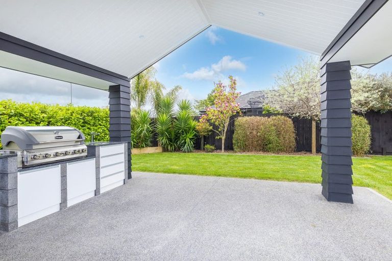 Photo of property in 18 Lilac Close, Cambridge, 3434