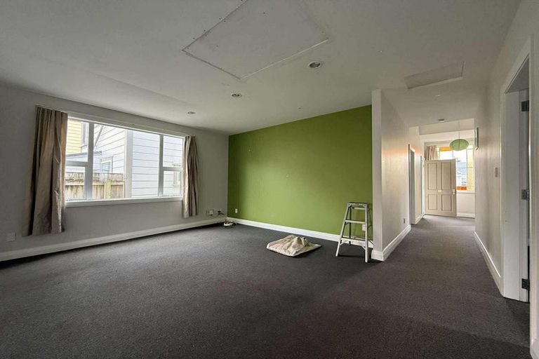 Photo of property in 28 Donald Mclean Street, Newtown, Wellington, 6021
