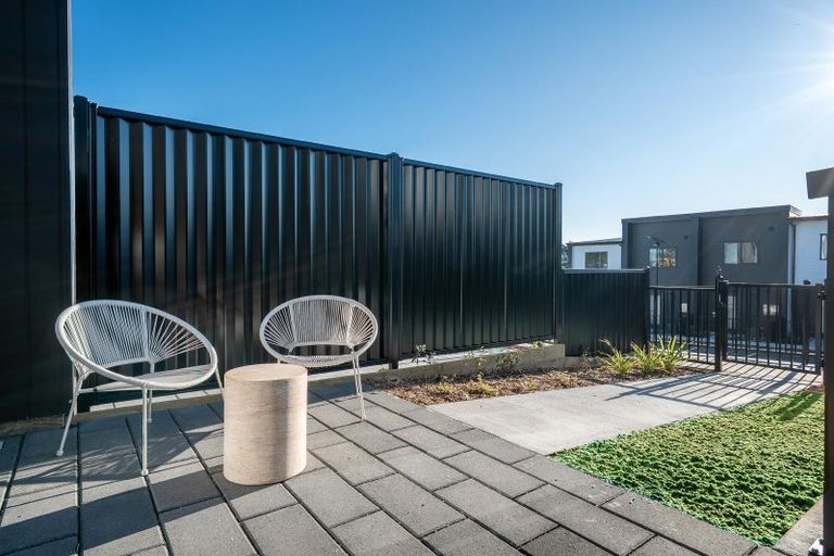 Photo of property in 4/4 Limestone Drive, Hobsonville, Auckland, 0616