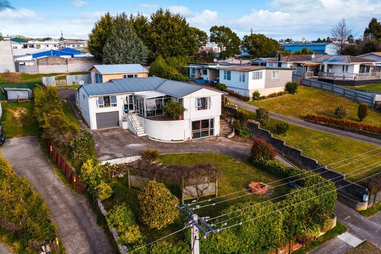 Photo of property in 104 Elizabeth Street, Tauhara, Taupo, 3330