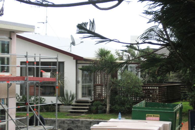 Photo of property in 78 Seaview Road, Paraparaumu Beach, Paraparaumu, 5032