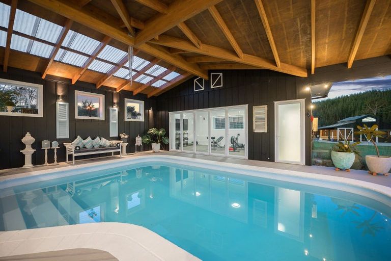 Photo of property in 240 Mill Flat Road, Riverhead, 0793