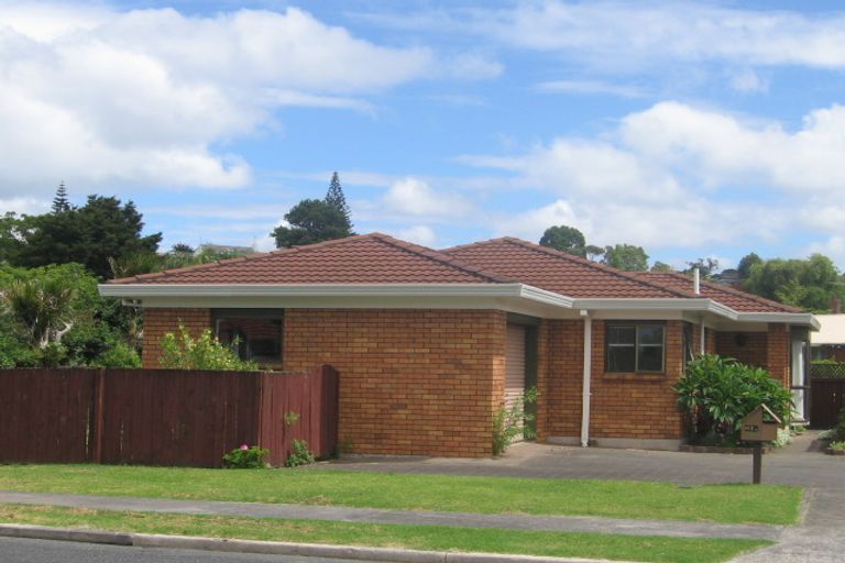 Photo of property in 63a Nile Road, Milford, Auckland, 0620