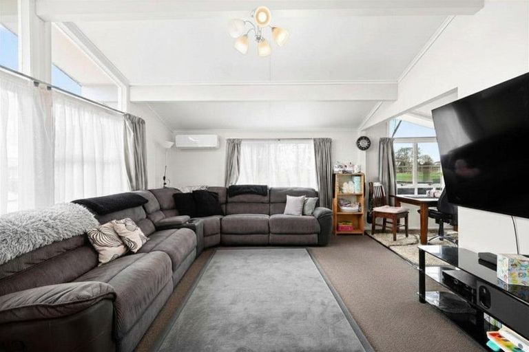 Photo of property in 28 Filmer Place, Melville, Hamilton, 3206