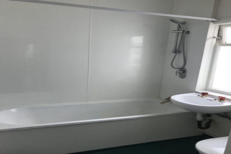 Photo of property in 1u8 Earls Terrace, Mount Victoria, Wellington, 6011