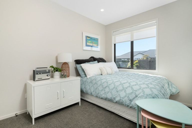 Photo of property in 2 Pimelea Street, Papamoa Beach, Papamoa, 3118