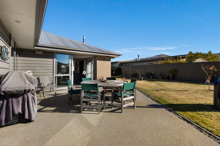 Photo of property in 8 Austral Place, Cromwell, 9310