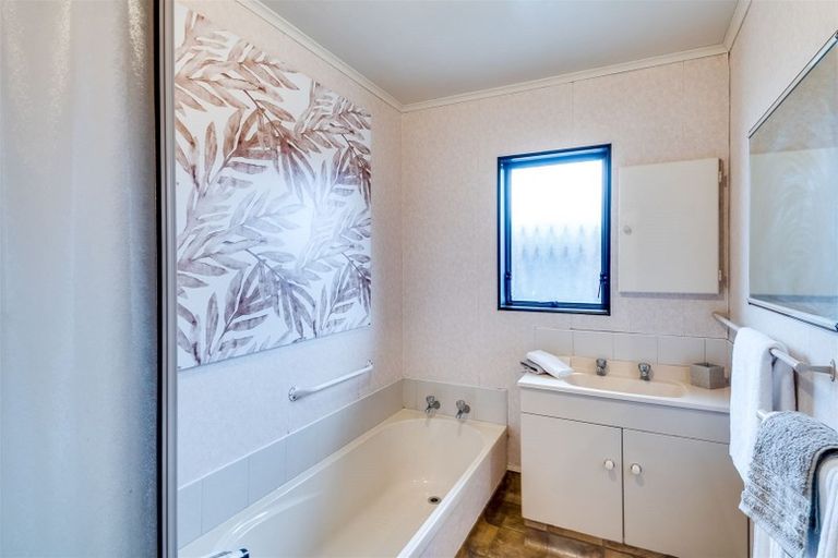 Photo of property in 3/31a Cassino Crescent, Onekawa, Napier, 4110