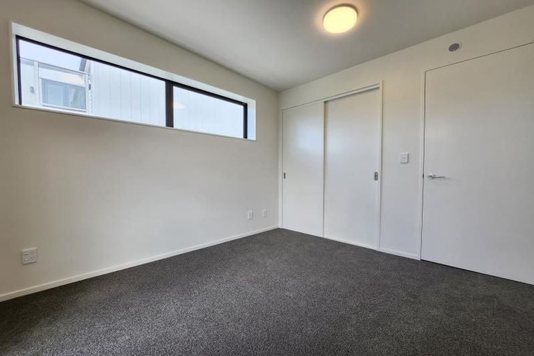 Photo of property in 65u5 Tiketike Way, Brooklyn, Wellington, 6021