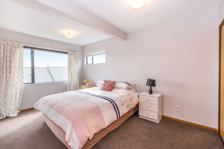 Photo of property in 8 Herbs Place, Cashmere, Christchurch, 8022