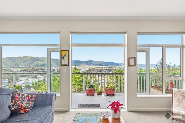 Photo of property in 11c Miromiro Road, Normandale, Lower Hutt, 5010